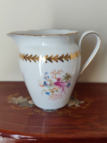 Pot lait porcelaine de - à,