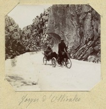 Voiturette tricycle circa