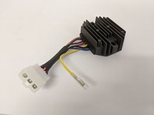 Régulateur 12V adapté pour