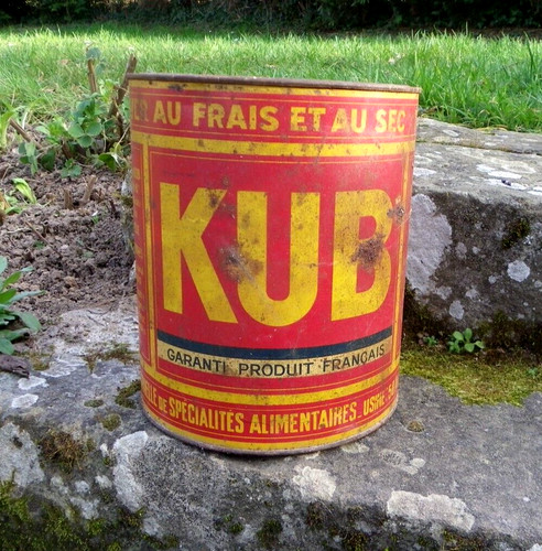 Grande boîte ancienne - grande,