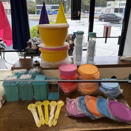 Tupperware set piece of - tupperware, 29
