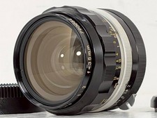 Objectif grand angle nikon - grand,