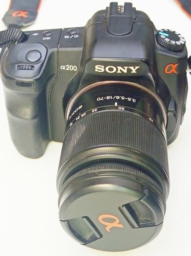 Sony alpha 200 - alpha,