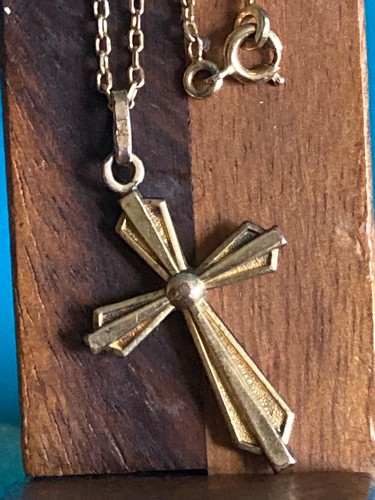Ancienne croix chaine en - et,