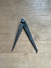 Compas d'épaisseur pour prise