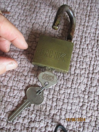 Ancien gros cadenas ses - gros,