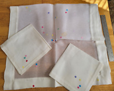HIGH END French Haute Couture Vis-A-Vis 2 Linen Napkins & Table Runner Confetti