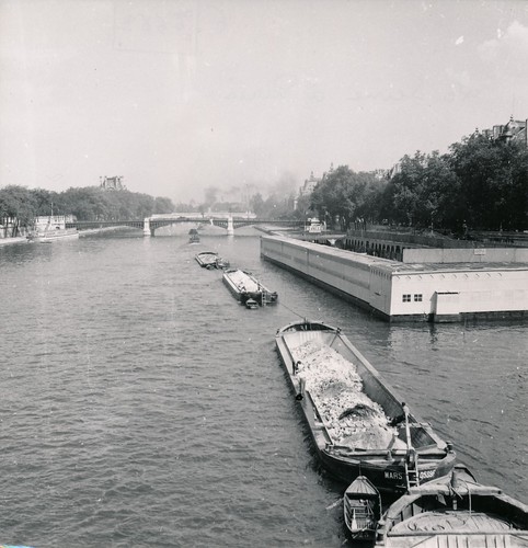 Paris 1950 péniches sur - c.,