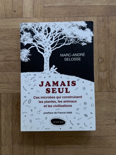 Livre jamais seul - livre,