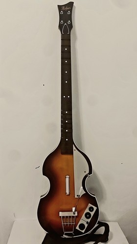 Beatles rock band - band, hofner