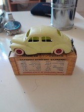 Ancienne Renault 4cv Norev