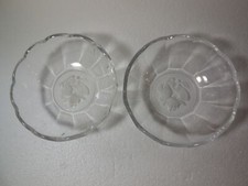 VAL SAINT LAMBERT BRUSSELS SIGNED INTAGLIO FRUIT DESIGN 6" BOWLS 2 PIECE LOT 