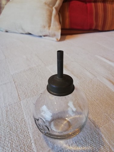Ancienne petite lampe huile - À,