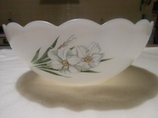 Très joli saladier  Arcopal