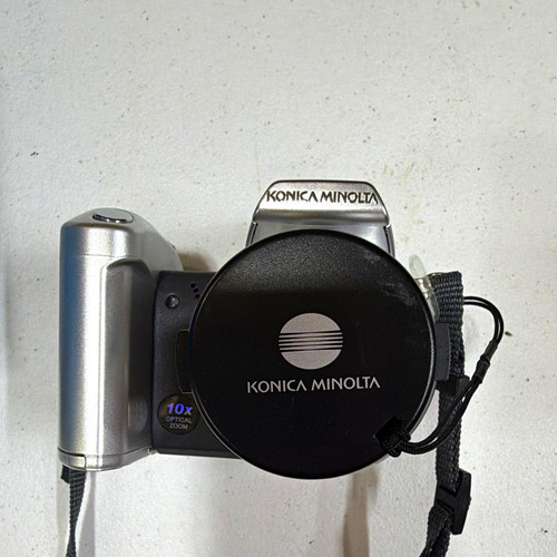 Konica minolta dimage - dimage, z2