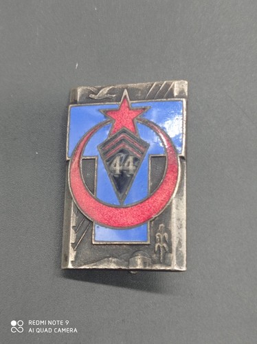 Insigne militaire éme - 44,