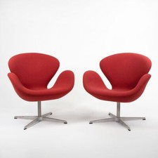 2001 Arne Jacobsen for Fritz Hansen Swan Lounge Chair in Red Boucle 5x Available