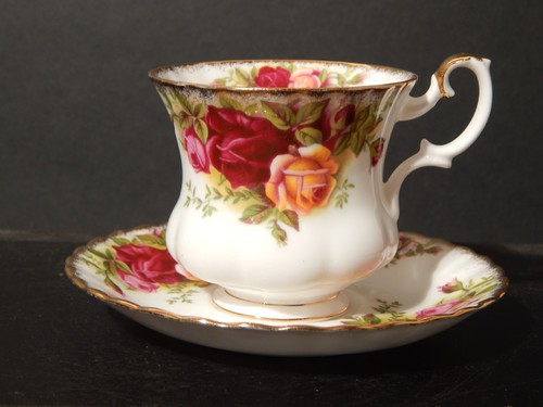 Précieuse porcelaine royal - porcelaine,