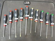 FACOM Lot De 10 Tournevis AT