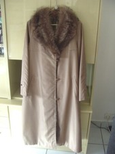 PELISSE TAILLE 42 QUASI NEUVE