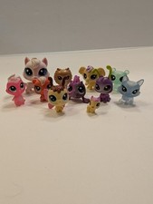 Lot Of 11 LPS Littlest Pet