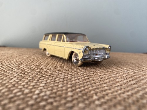 Fiat 1800 familiale - , et