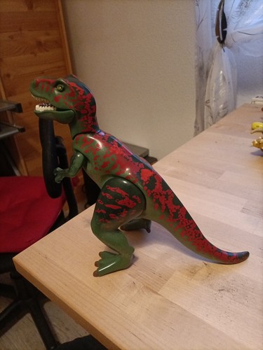 Playmobil tyrannosaure - ,,