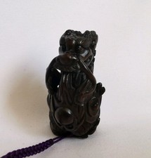 Tagayasan Netsuke Signé en