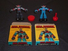 2 FIGURINES GOLDORAK