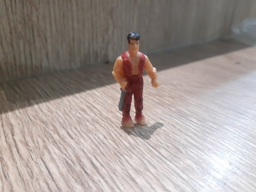 B492 hasbro figurine - b492, action