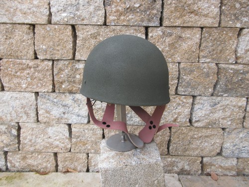 Casque acier de - casque, en