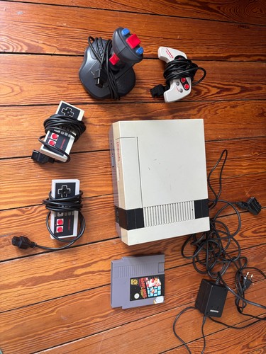 Nintendo nes console - nintendo,