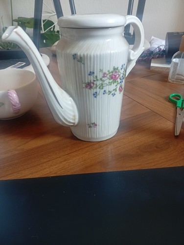 Cafetière ancienne - cafetière,