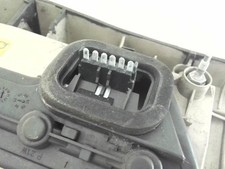 Feu arriere principal droit