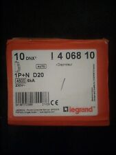 Legrand disjoncteur 20A courbe D réf. 406810 Neuf