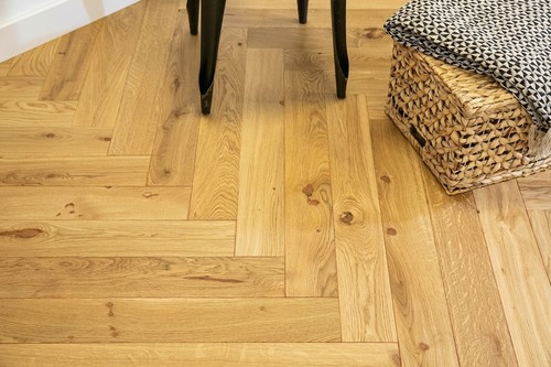 Parquet massif bâton rompu - ,