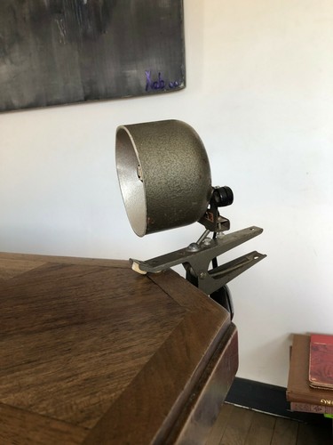 Ancienne lampe pince cinéma - a,