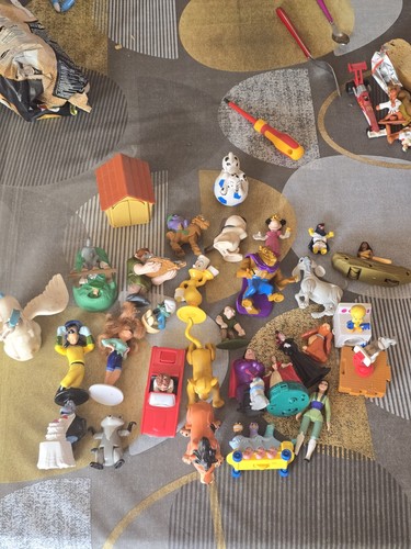 Lot figurines disney - lot,