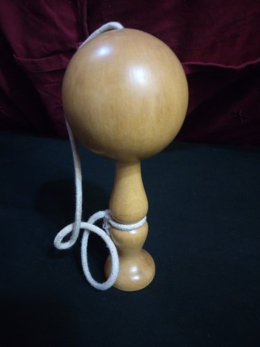 Ancien bilboquet bois - bilboquet,