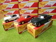 Collection Hachette "un siècle d'automobile"  TRIUMPH/MG (SA2)