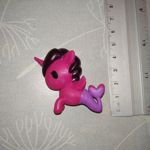 Art toy figurine premium - art,