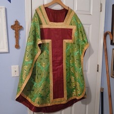 Beautiful Green Philip Neri Chasuble Mass Set