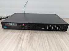 Sansui T-M70 Quartz Digital Synthesizer Tuner model T-M70