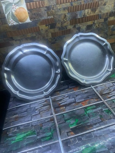 Lot grands plats - de, ronds