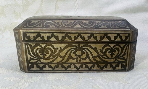 Boite noix betel - betel, bronze