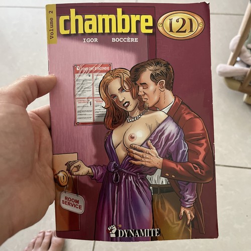 Chambre 121 vol - vol, 2
