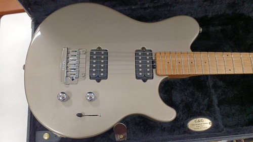 Music man guitare - [music, man]