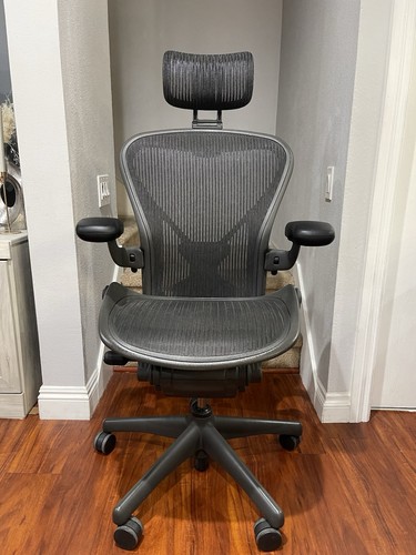 Herman miller aeron chair - herman,