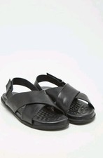 Sandales À Brides Croisées