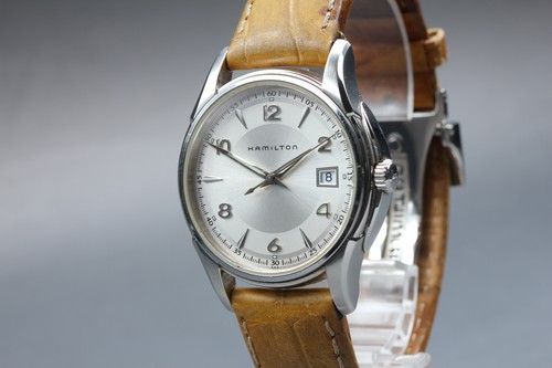 Presque comme neuve montre - comme,